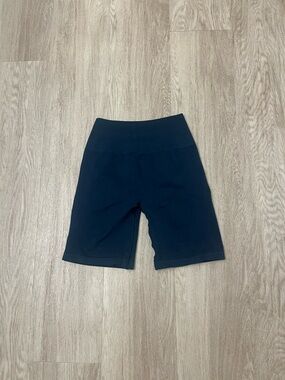alphalete biker shorts